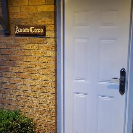 Anam Cara Mews Сводз